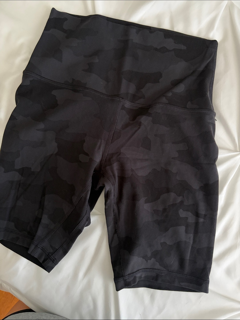 Lululemon Align Shorts - Picture 5 of 8